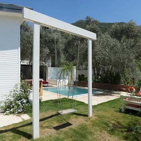 בית נופש Zai Jardin פאטהיה
